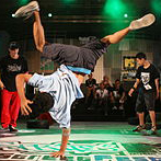 images/le-saviez-vous/thai_breakdancers.jpg
